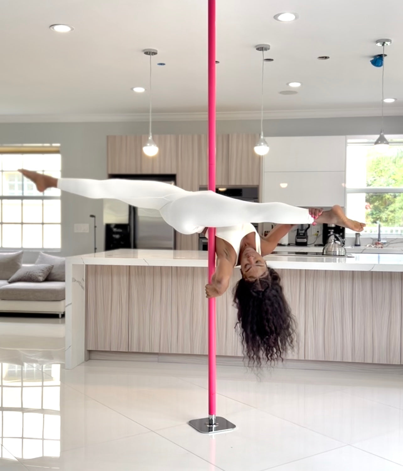 Portable Pink Silicone Dance Pole for Home, 2.3-3 M Spinning Stripper Pole  Dancing Pole with Extension Rod, 360° Rotating and Static Training Bar